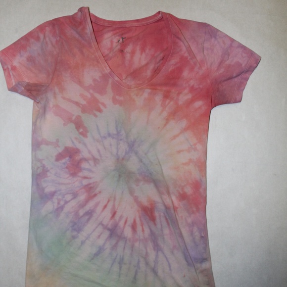 Tops - FREE - Tie Dye Shirt